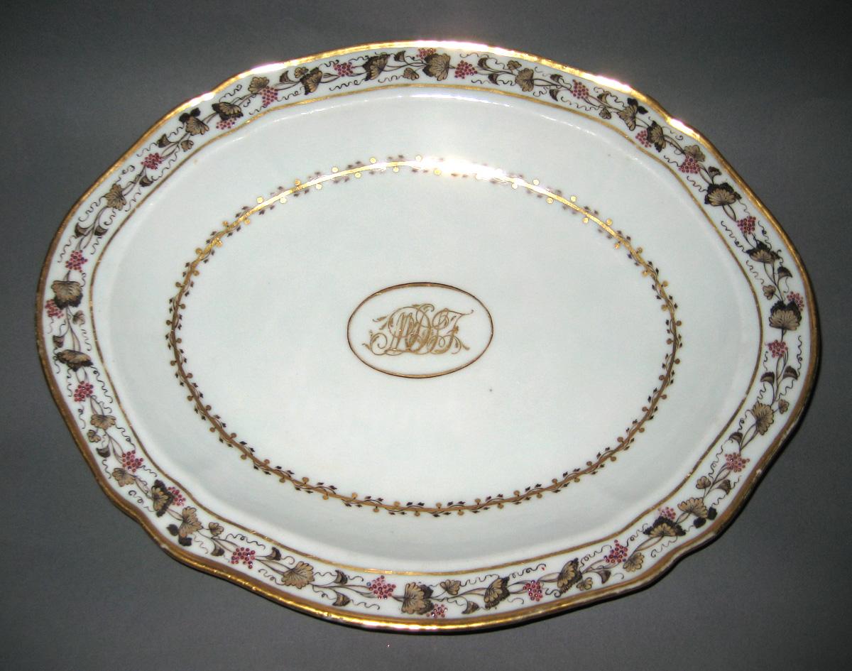 1961.0655.026 Dish