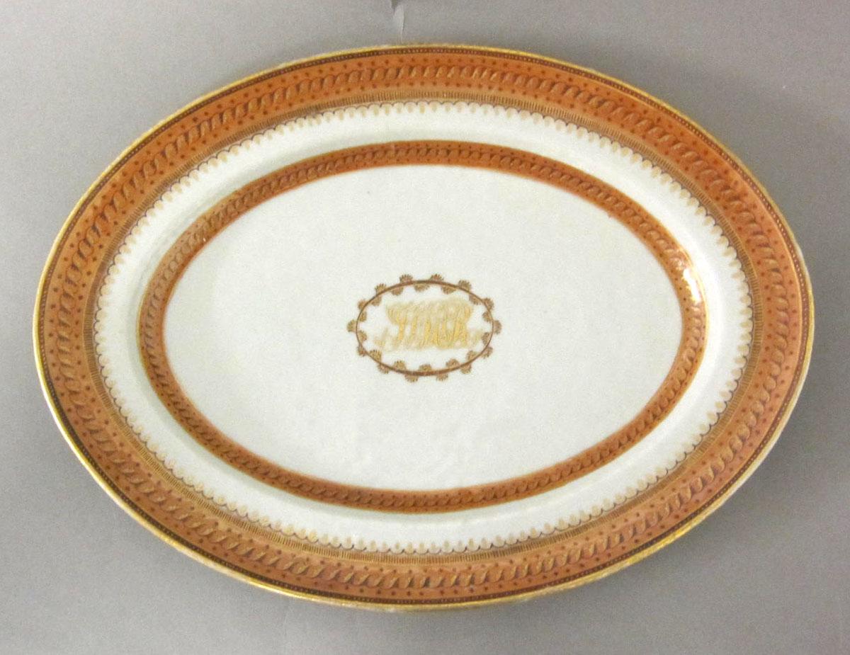 1961.0659.011 Porcelain platter