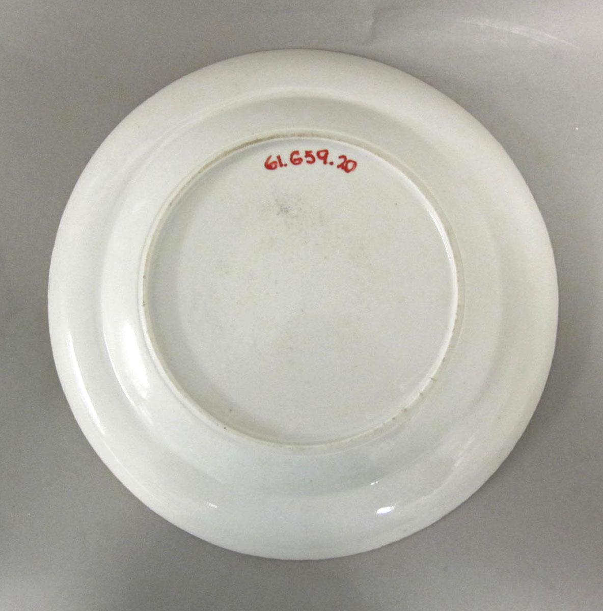 1961.0659.020 Porcelain plate underside