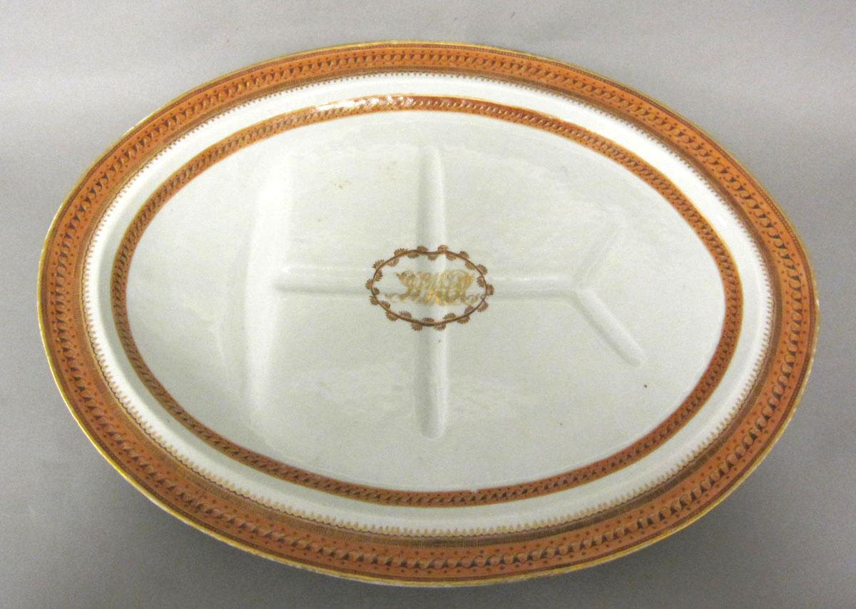 1961.0659.022 Porcelain platter