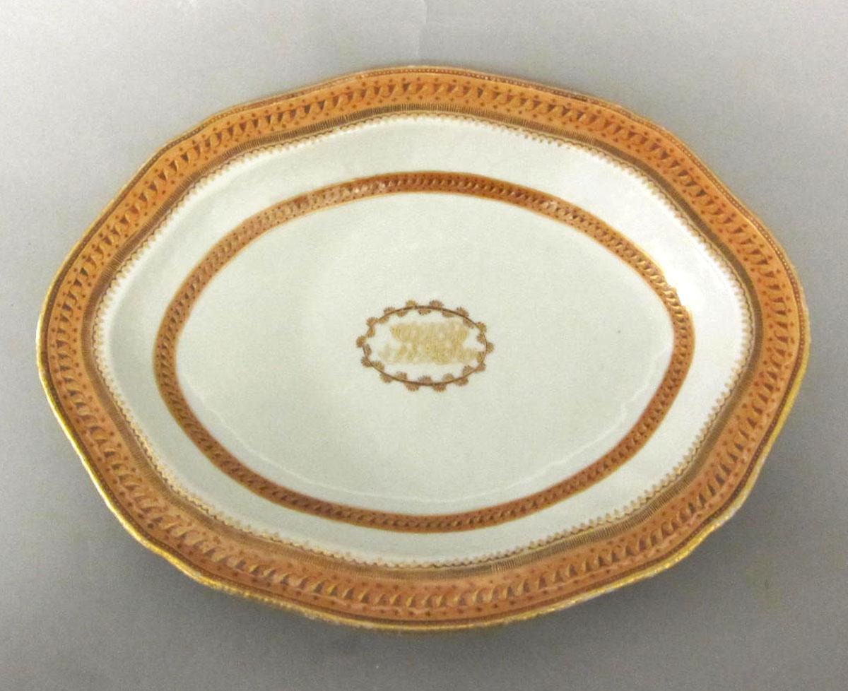 1961.0659.034 Porcelain dish