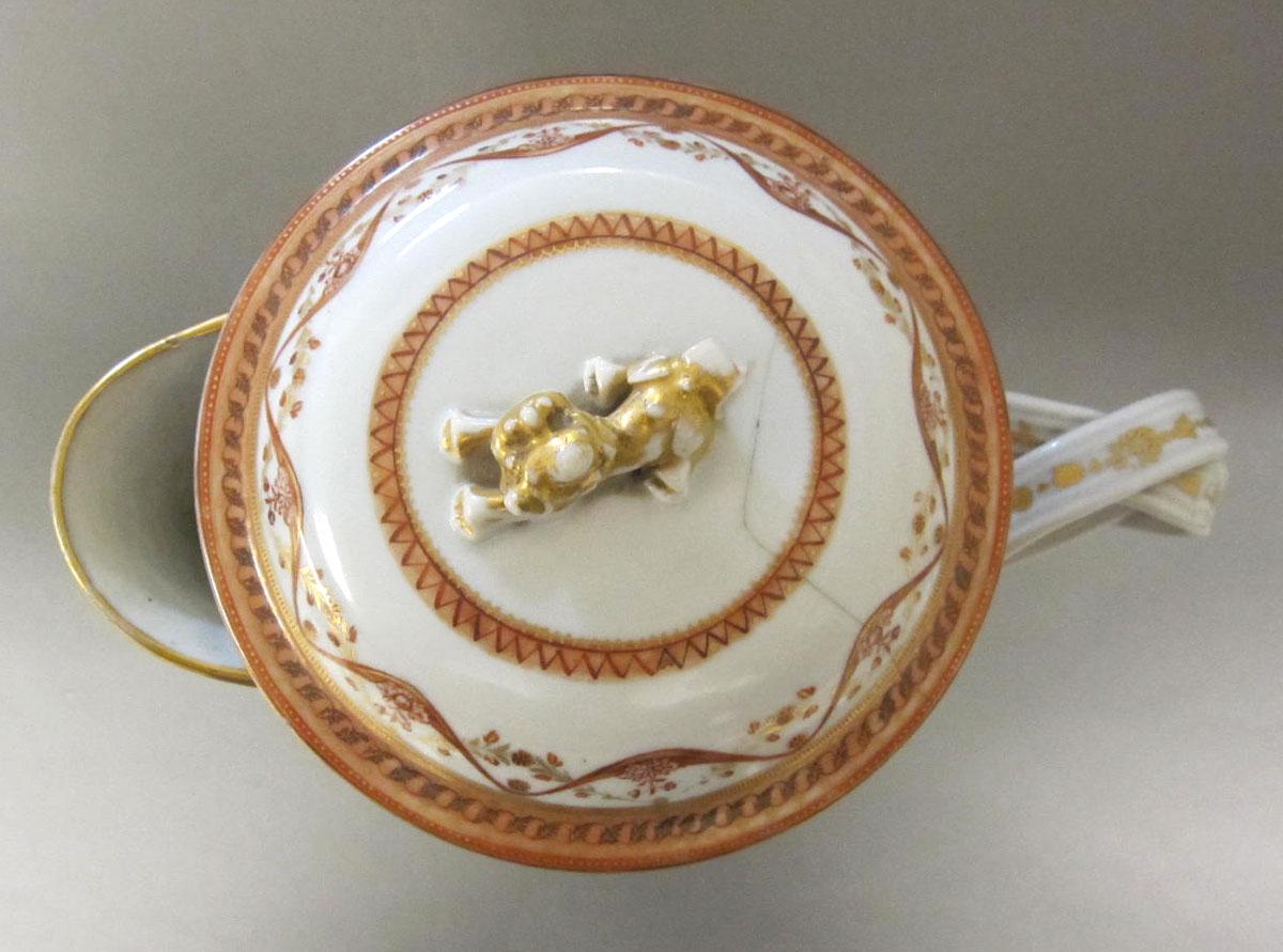 1961.0663.001 A,B Porcelain jug top