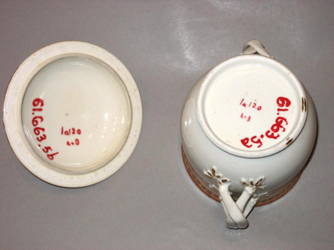 1961.0663.005 A, B Porcelain Sugar Bowl underside