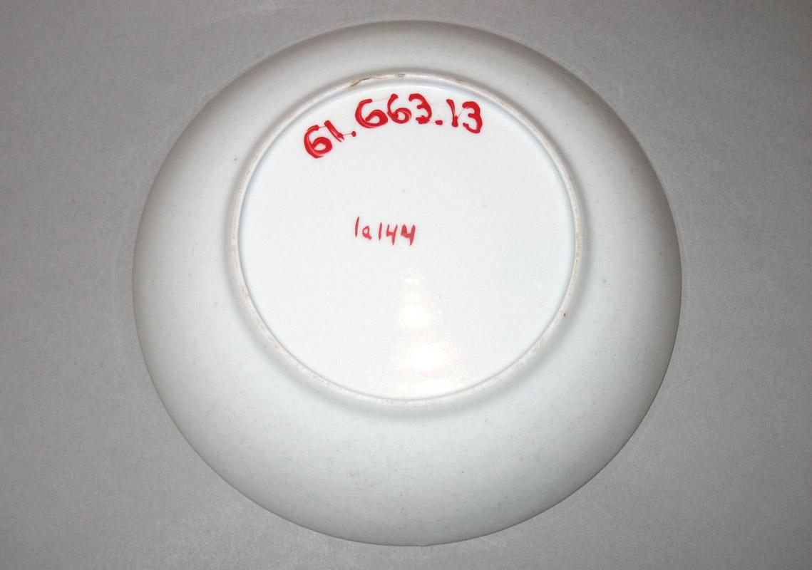 1961.0663.013 Saucer (underside)
