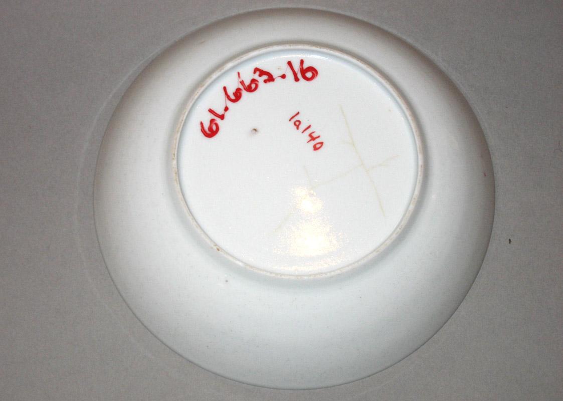 1961.0663.016 Porcelain Saucer underside