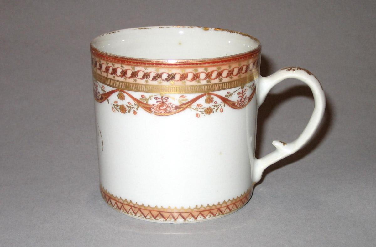 1961.0663.020 Porcelain Coffee Cup side