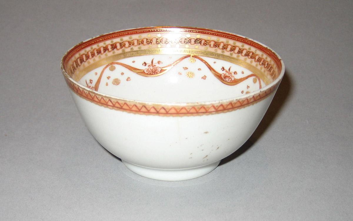 1961.0663.025 Porcelain Teabowl front
