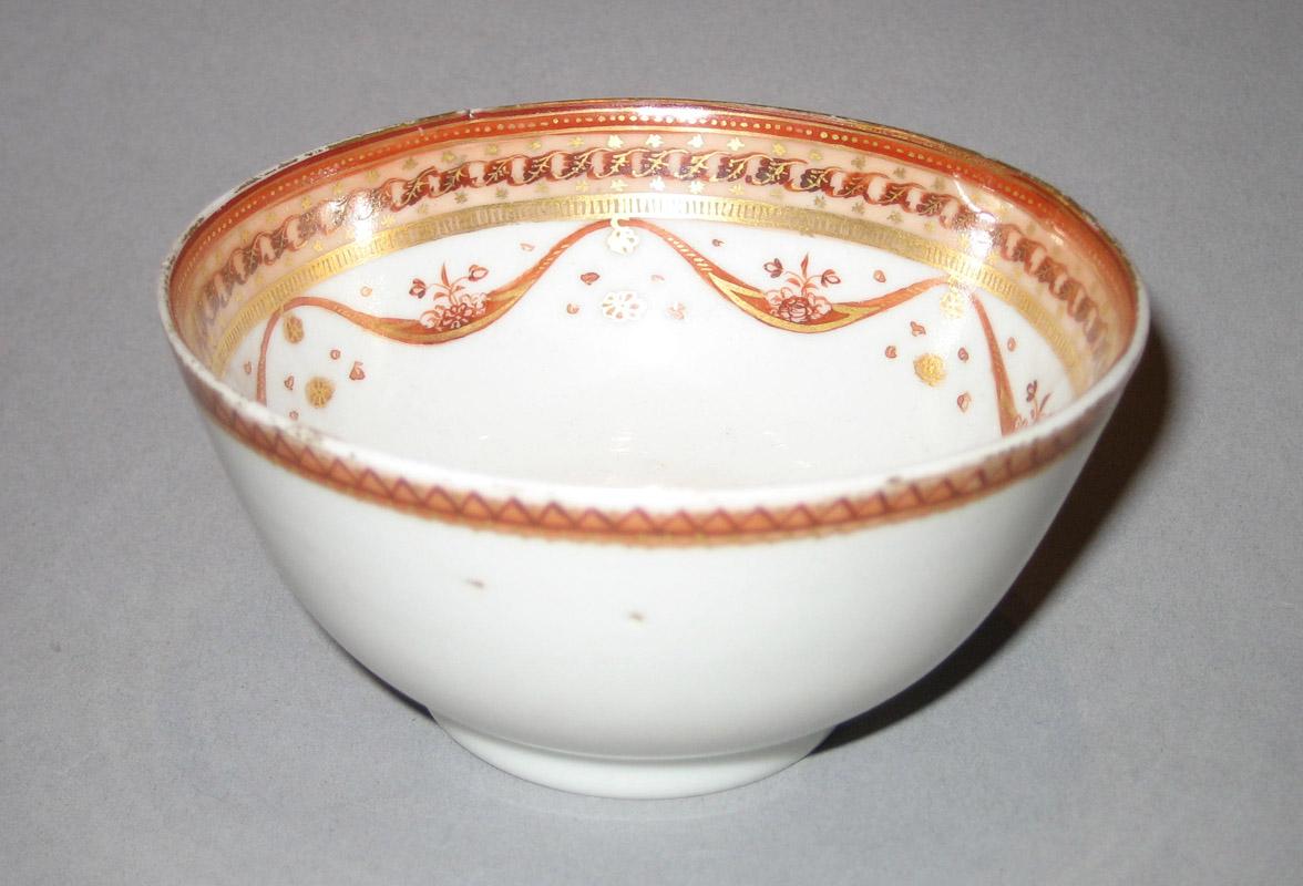 1961.0663.027 Porcelain Teabowl front