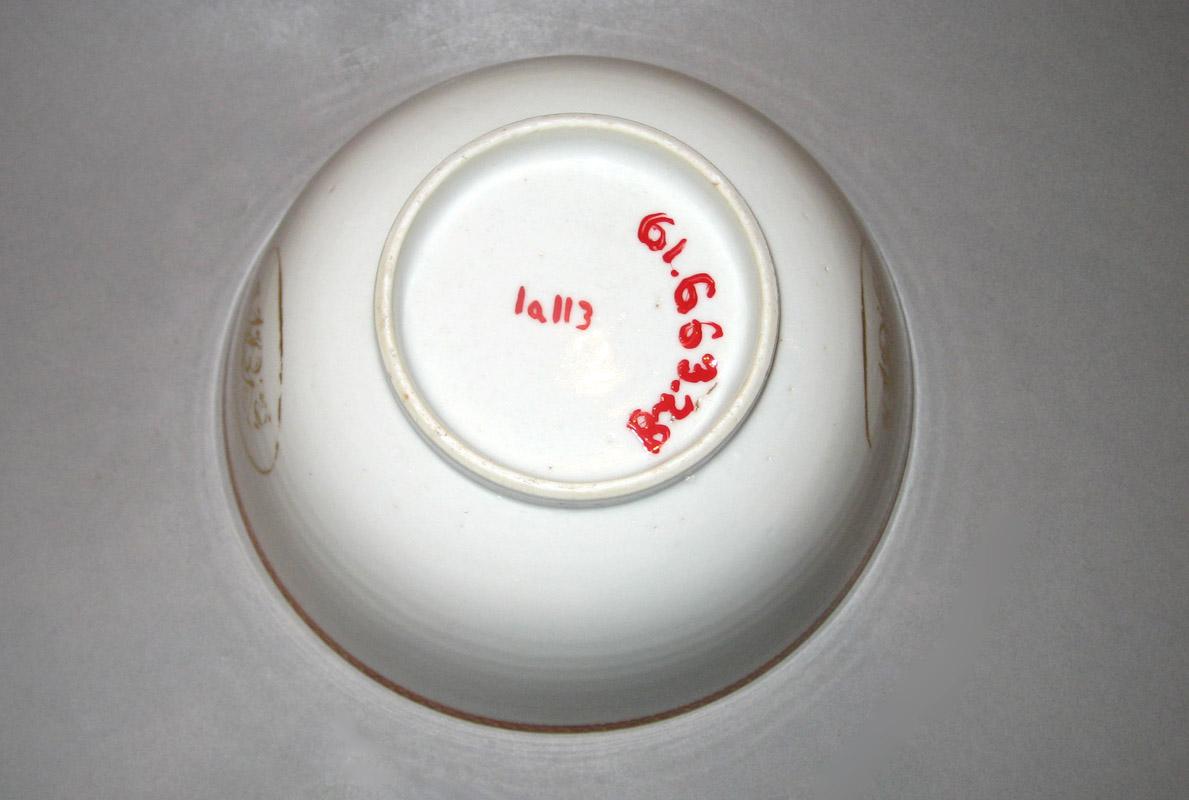 1961.0663.028 Bowl underside