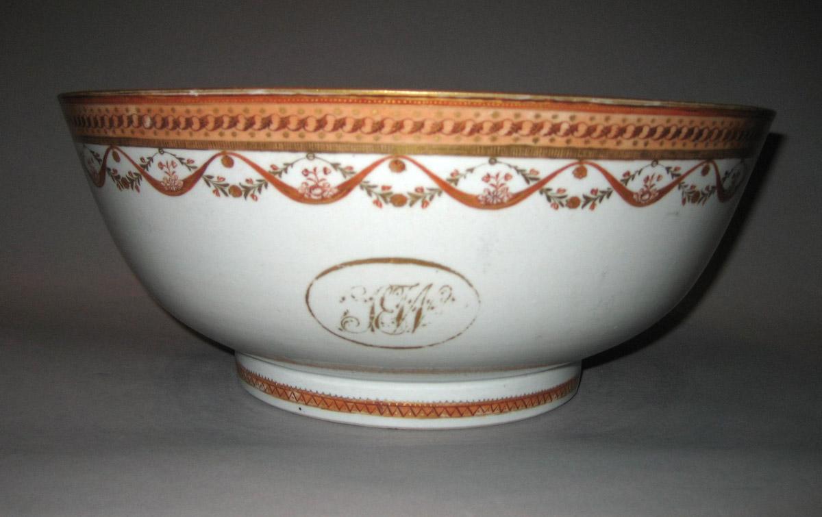 1961.0663.034 Porcelain Bowl view 1