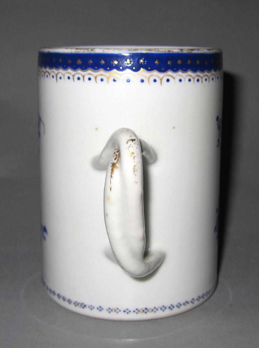 1961.0666.001 Porcelain mug handle