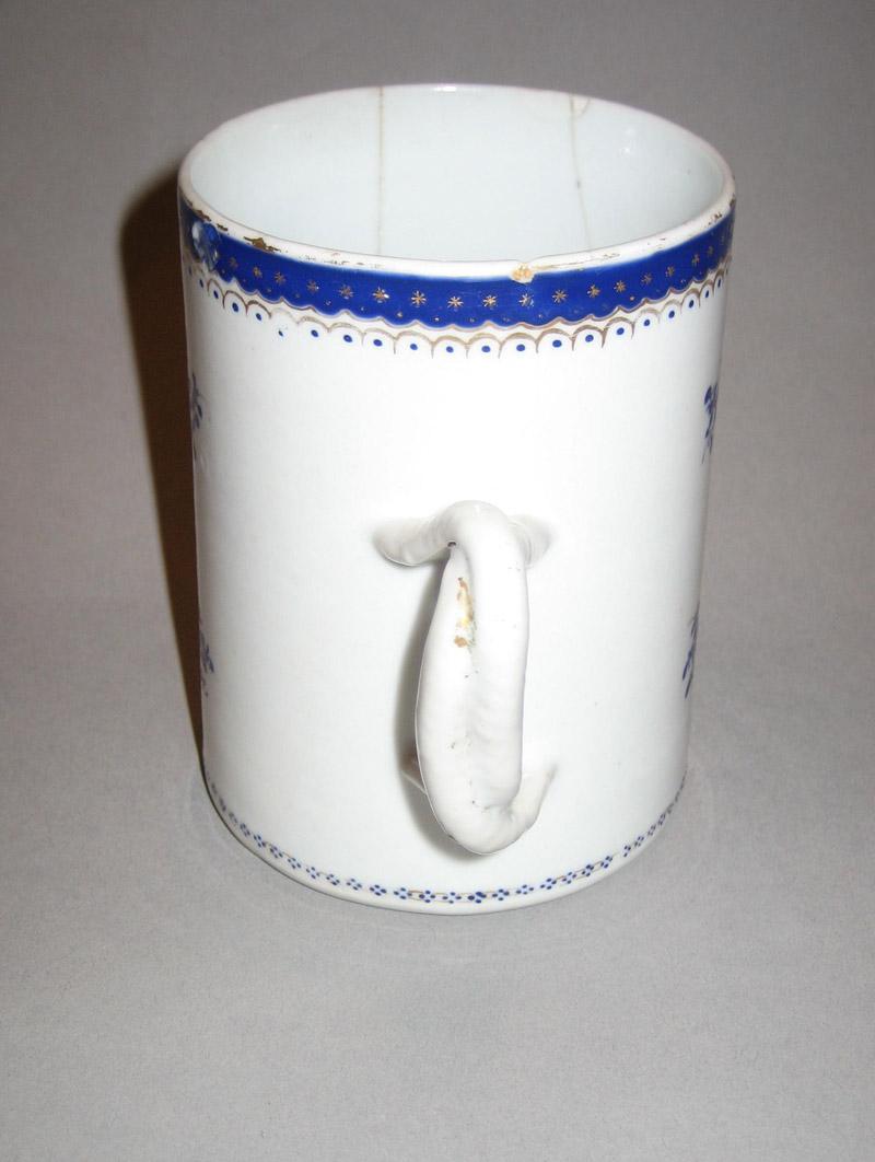 1961.0666.002 Porcelain Mug handle