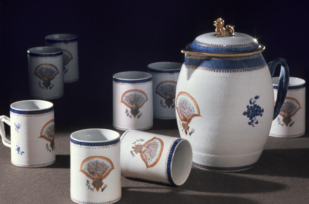 1961.0665 A, B Jug, .0666.001-.009 Mugs (8)