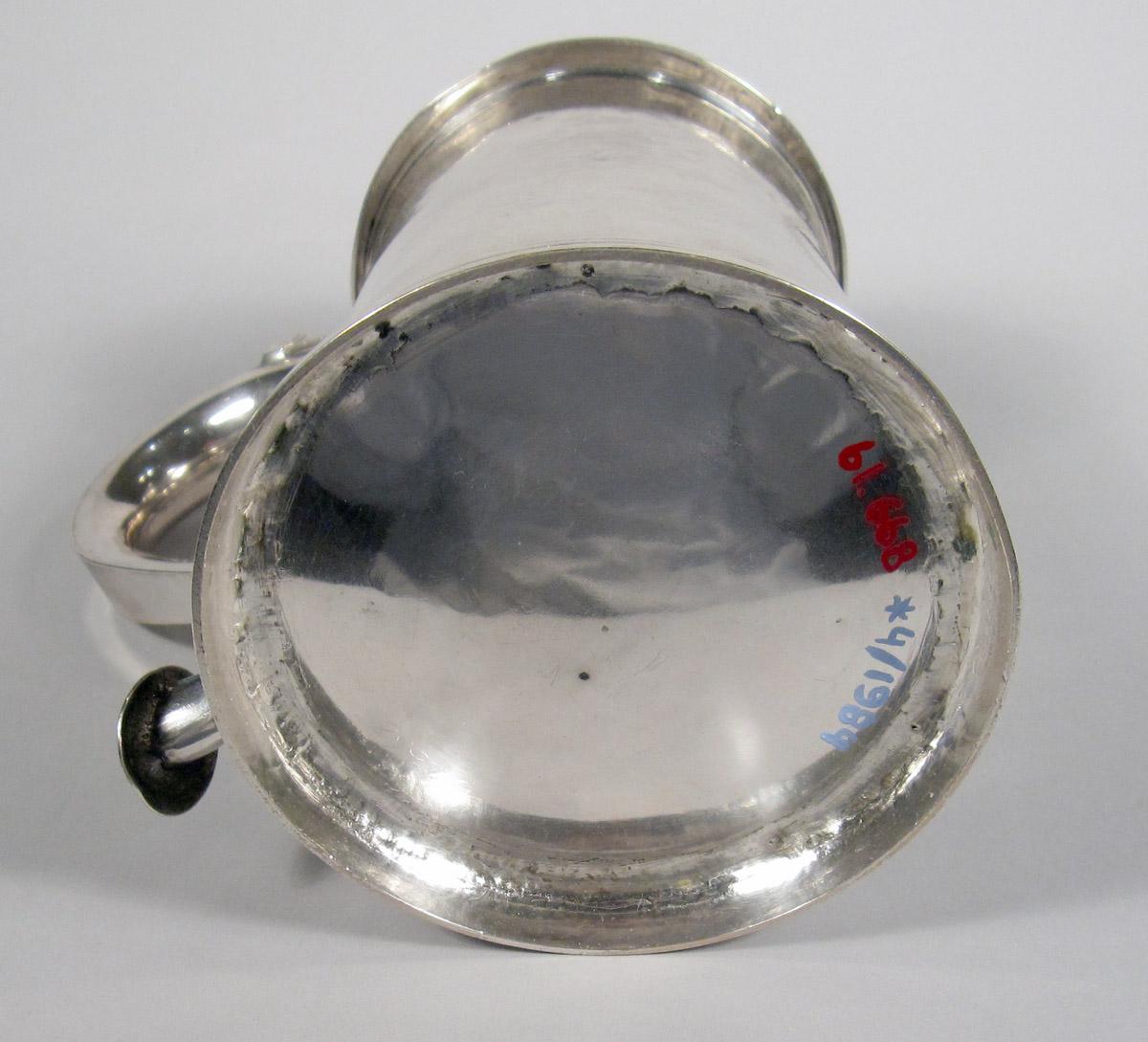 1961.0668 Silver Tankard underside