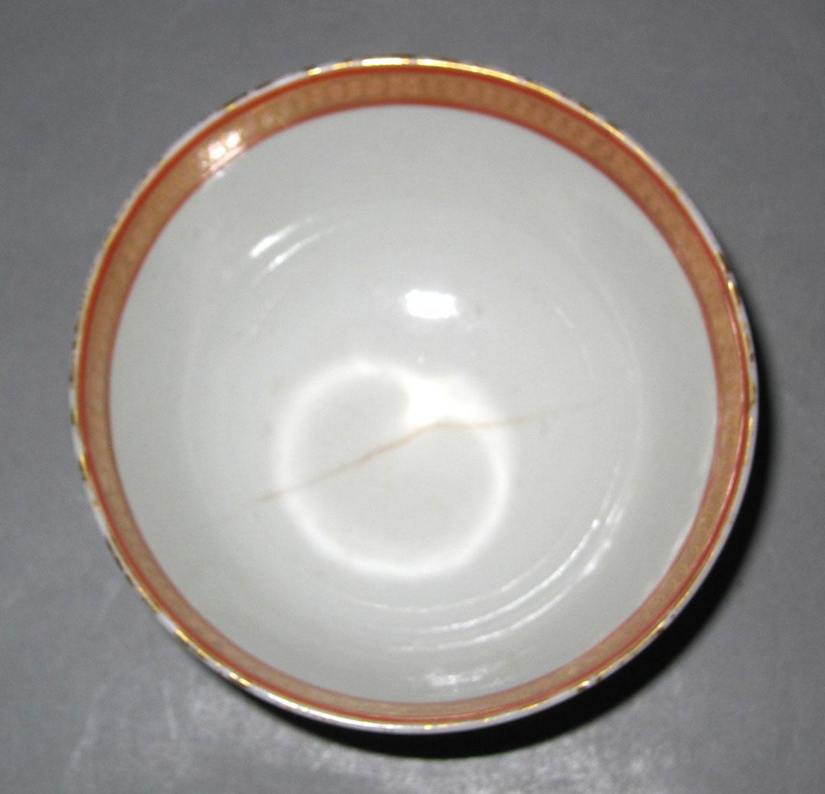 1961.0670.021 Porcelain teabowl top