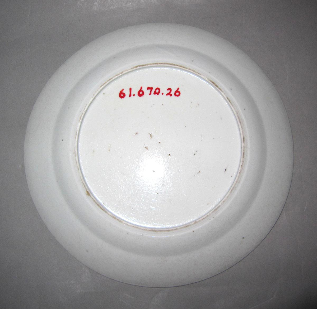 1961.0670.026 Porcelain plate underside