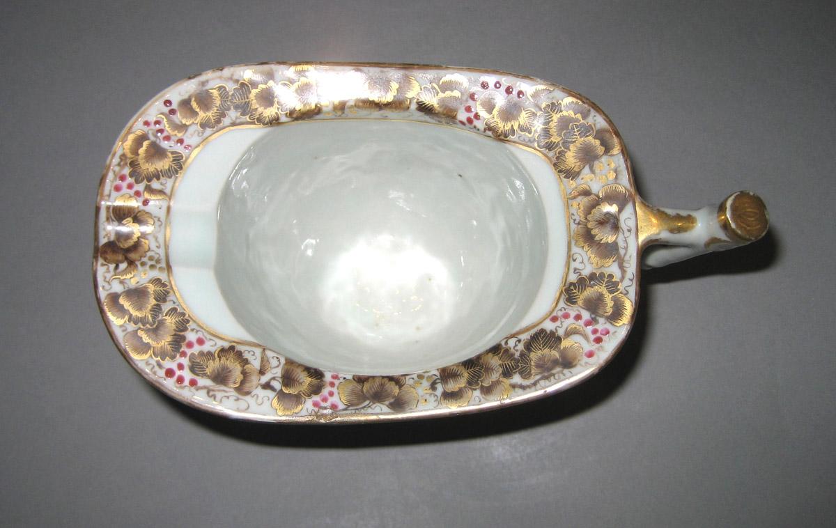 1961.0673.002 Cream or milk jug upper