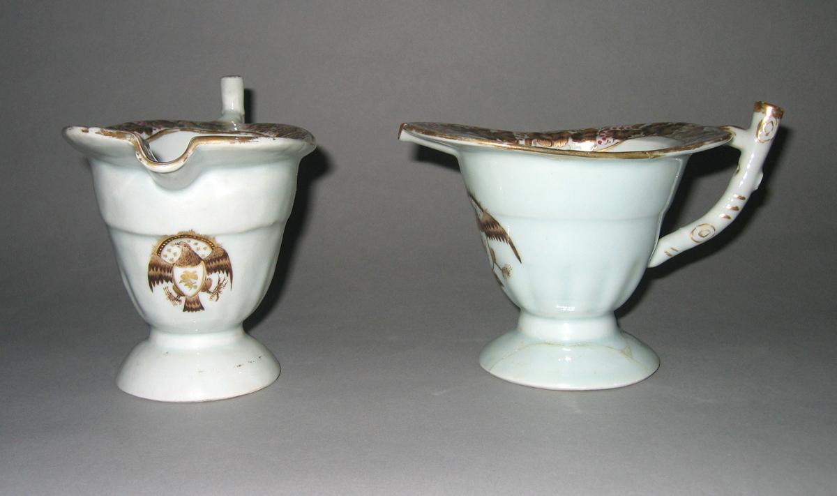 1961.0673.001-.002 Cream Jugs