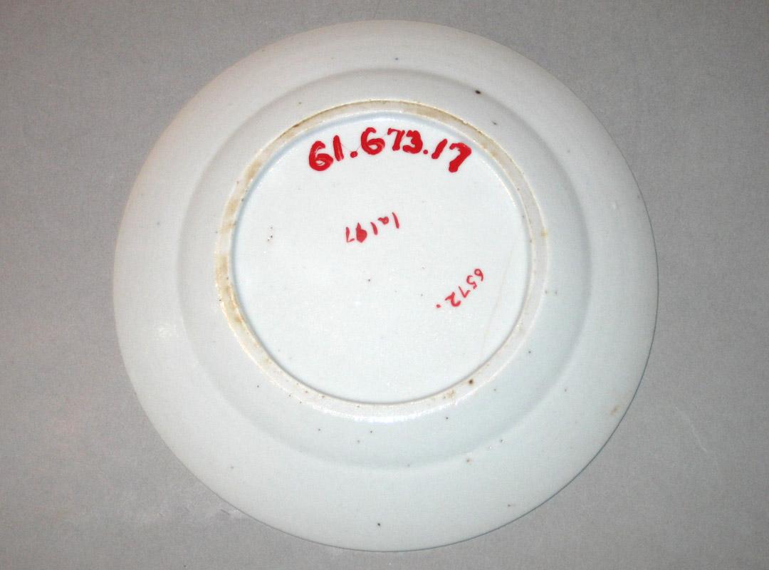 1961.0673.017 Plate underside