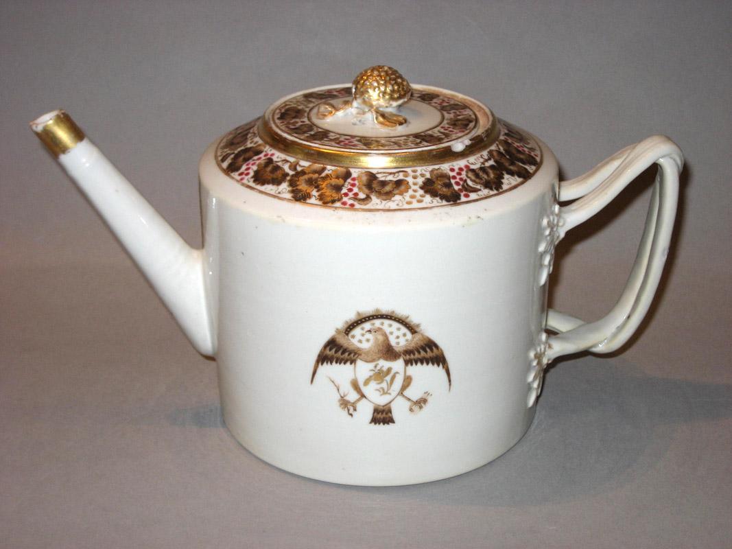 1961.0673.025 Teapot
