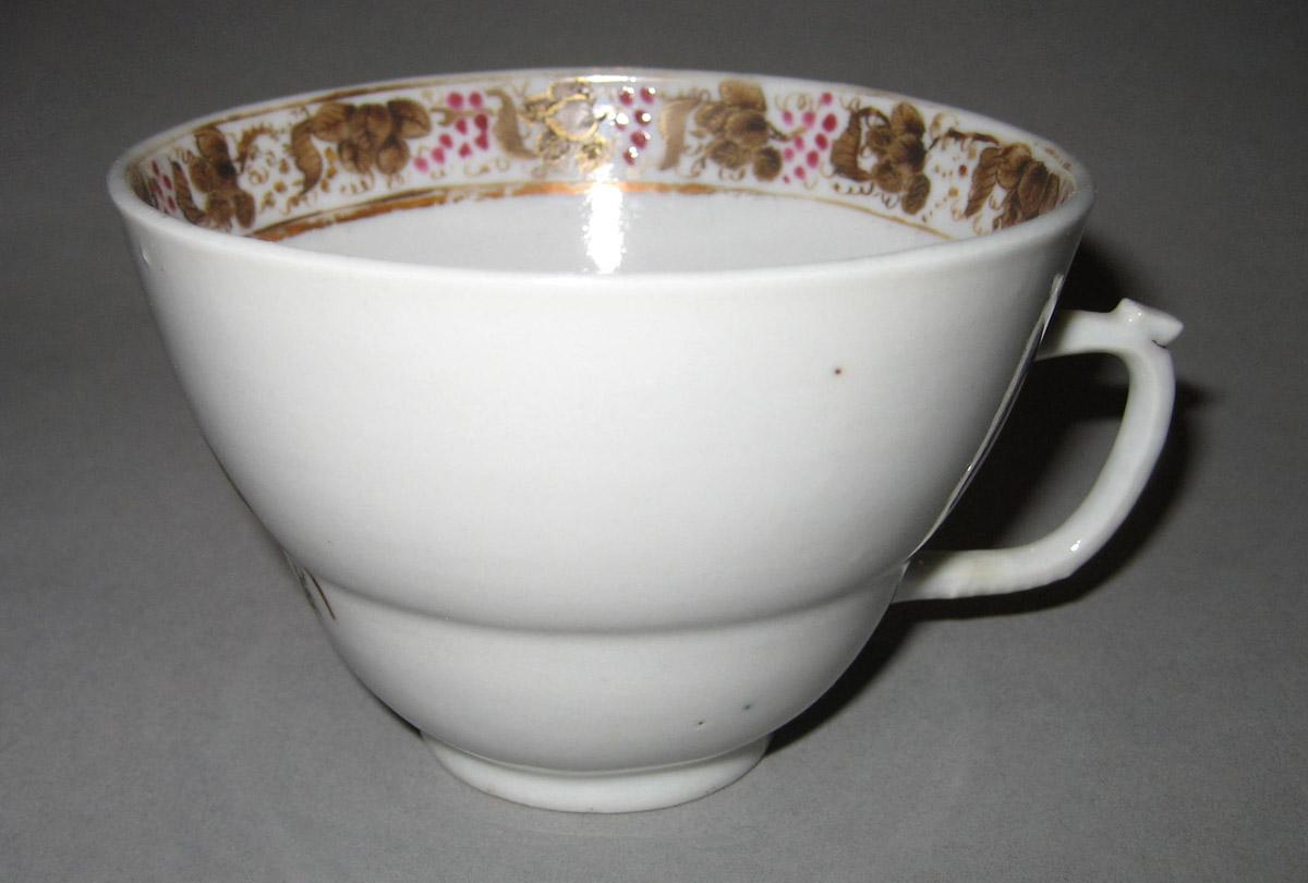 1961.0673.030 Porcelain Coffee Cup