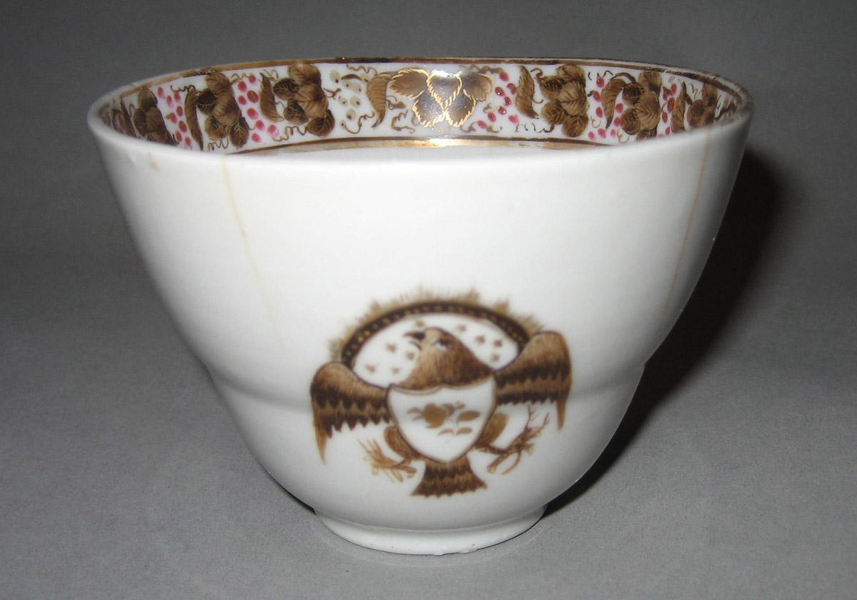 1961.0673.031 Coffee cup front