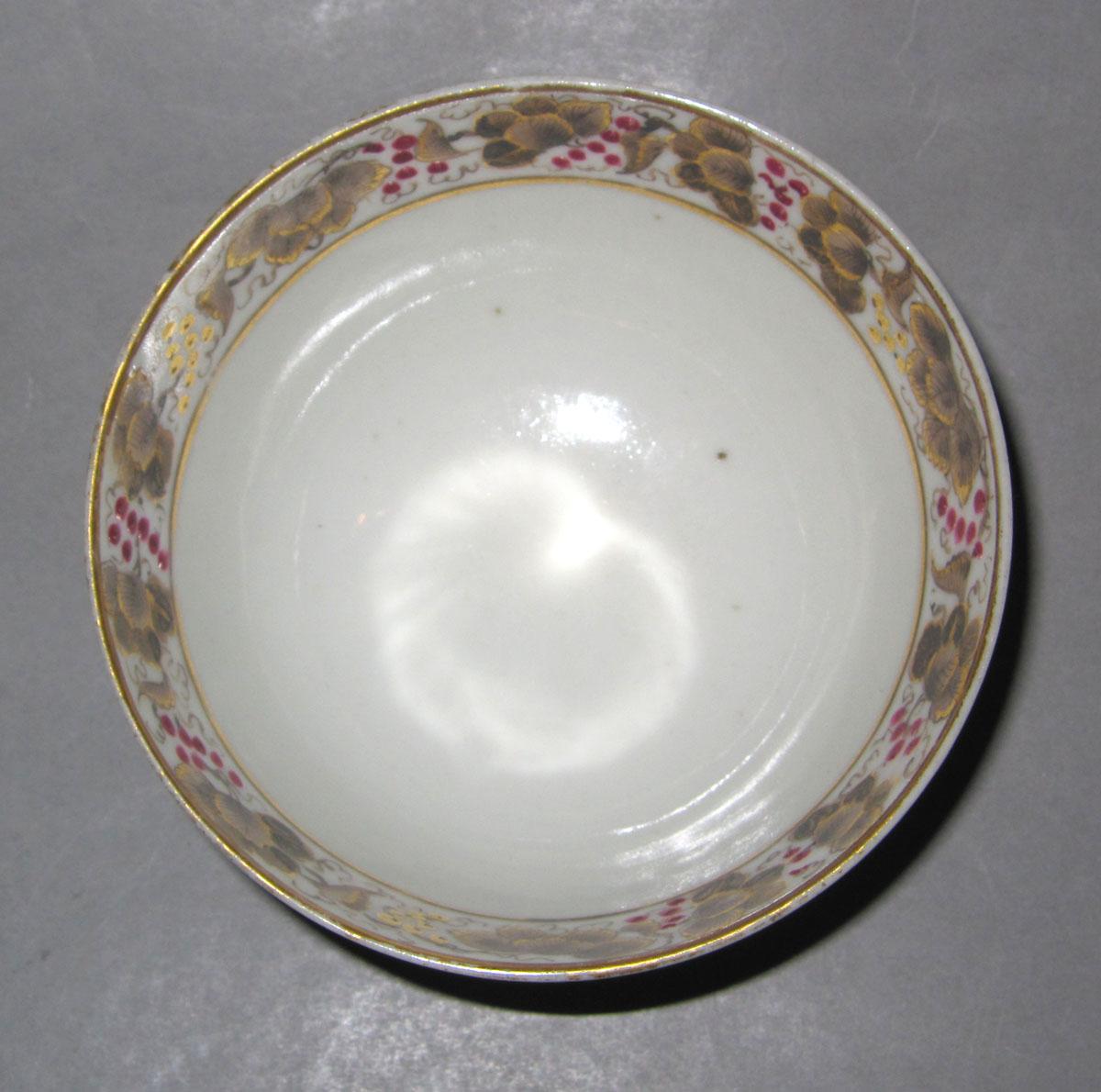 1961.0673.032 Porcelain teabowl top