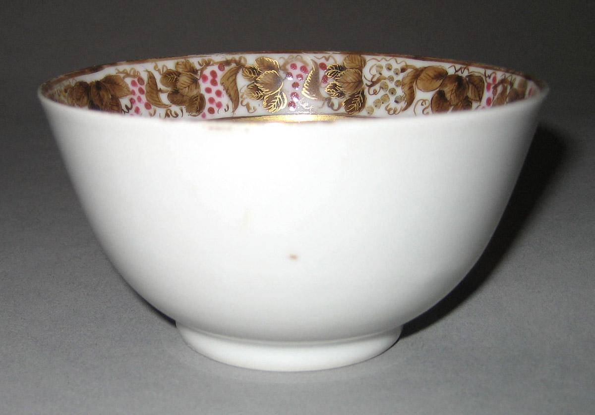 1961.0673.040 Porcelain Teabowl view 2