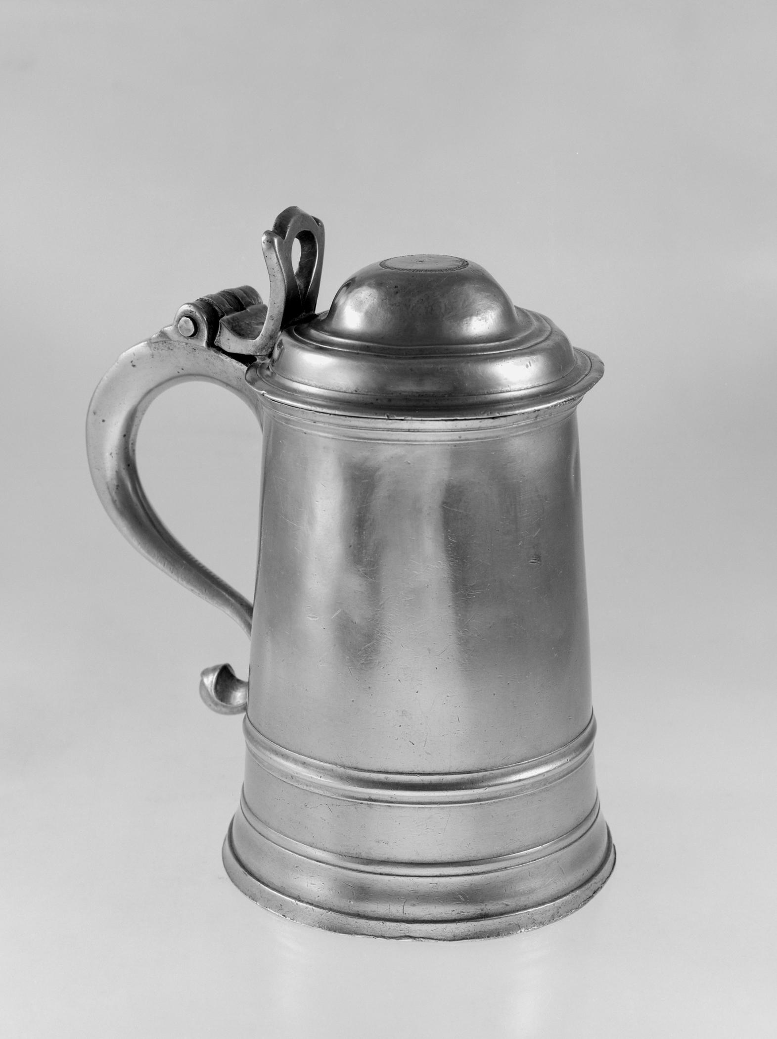 1955.0048.030 Pewter tankard