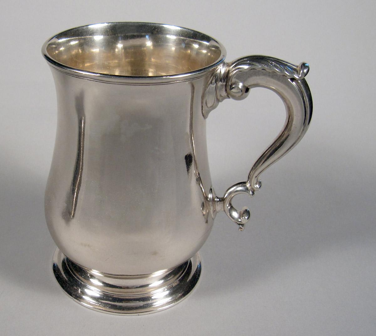 1961.0693.002 Silver Cann side 1