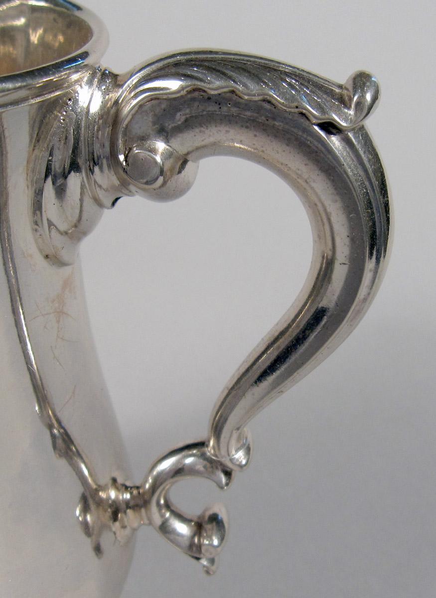 1961.0694 Silver Cann handle detail