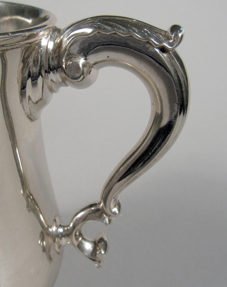 1961.0695 Silver Cann handle detail