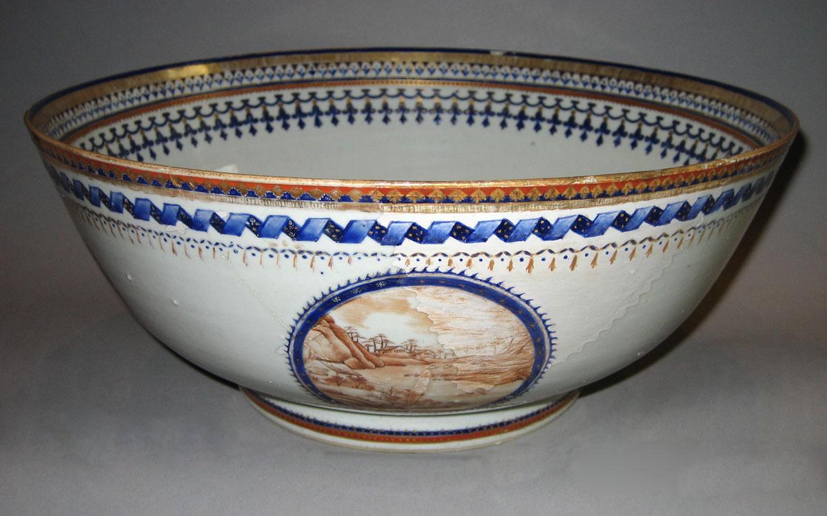 1961.0700.001 Bowl view2