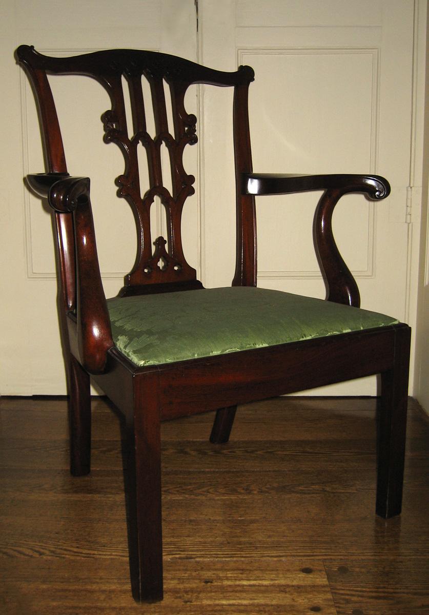 1961.0805 chair with seat 1984.0617.001 view 1