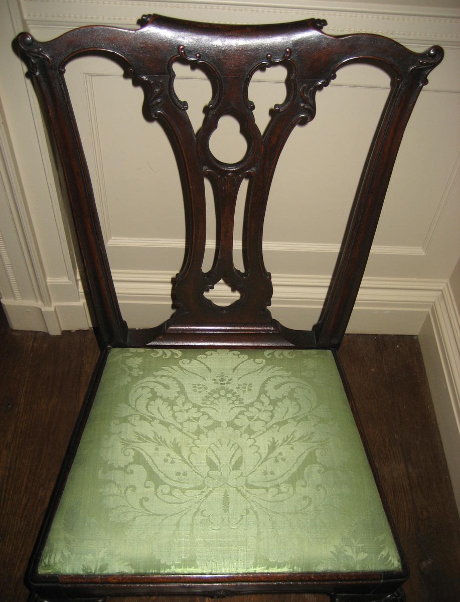 1961.0809.005 chair with 1984.0617.016 slipseat view 2