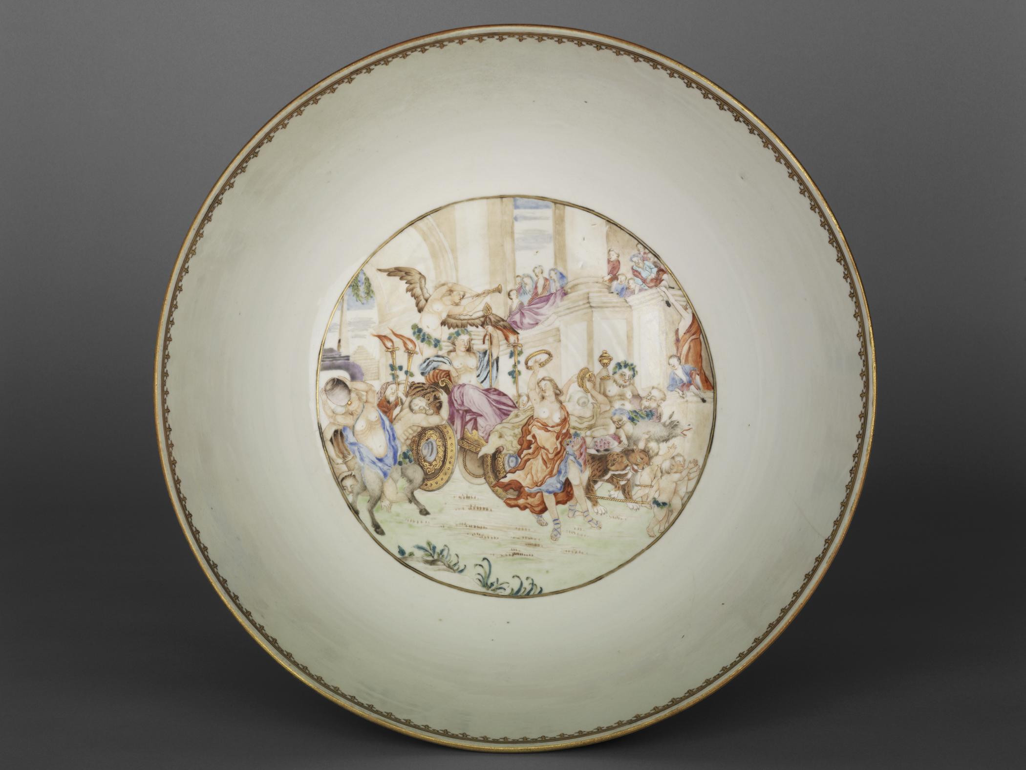 1961.0823 Bowl, view 1, interior