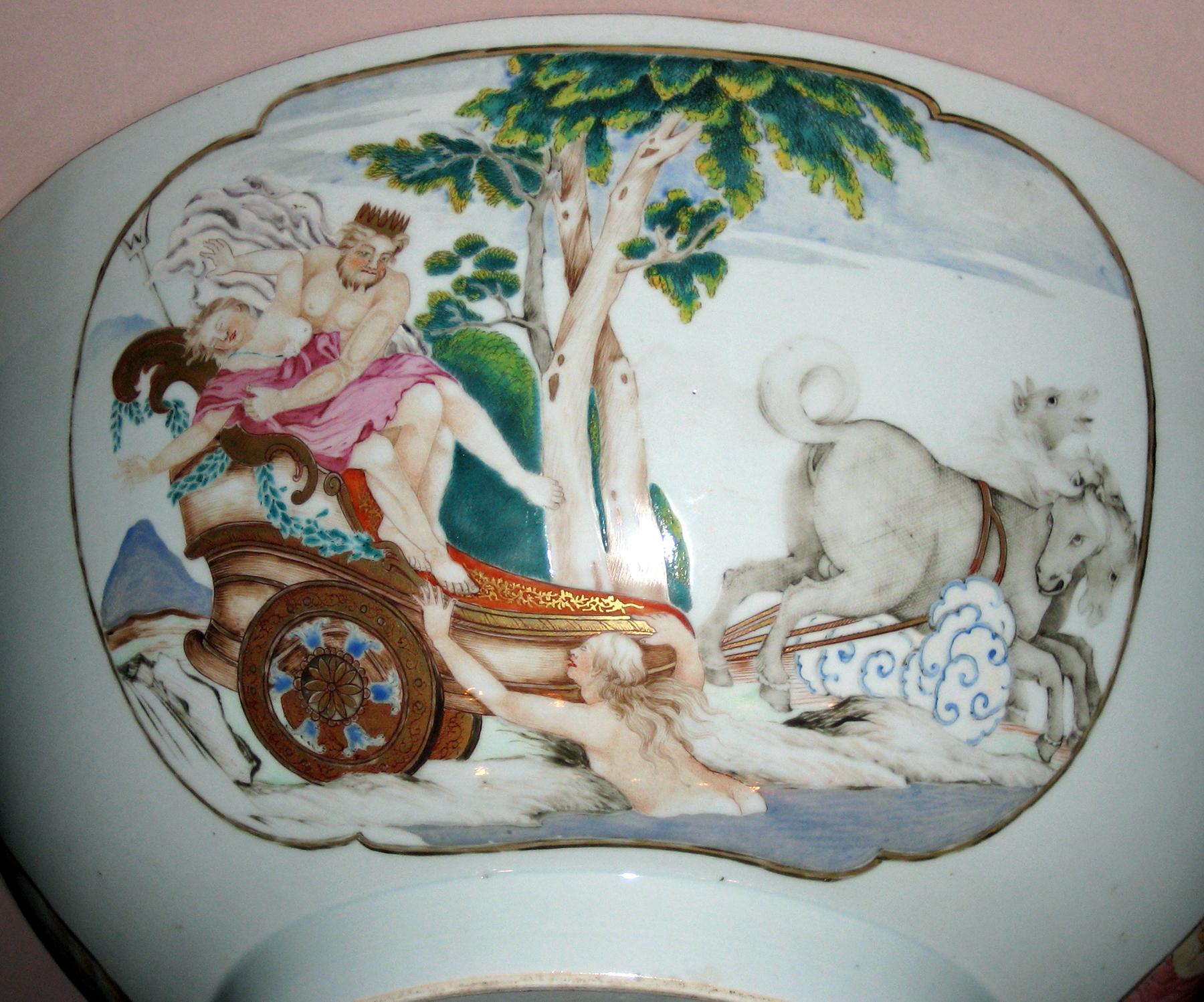 1961.0823 Porcelain punch bowl (side 2)