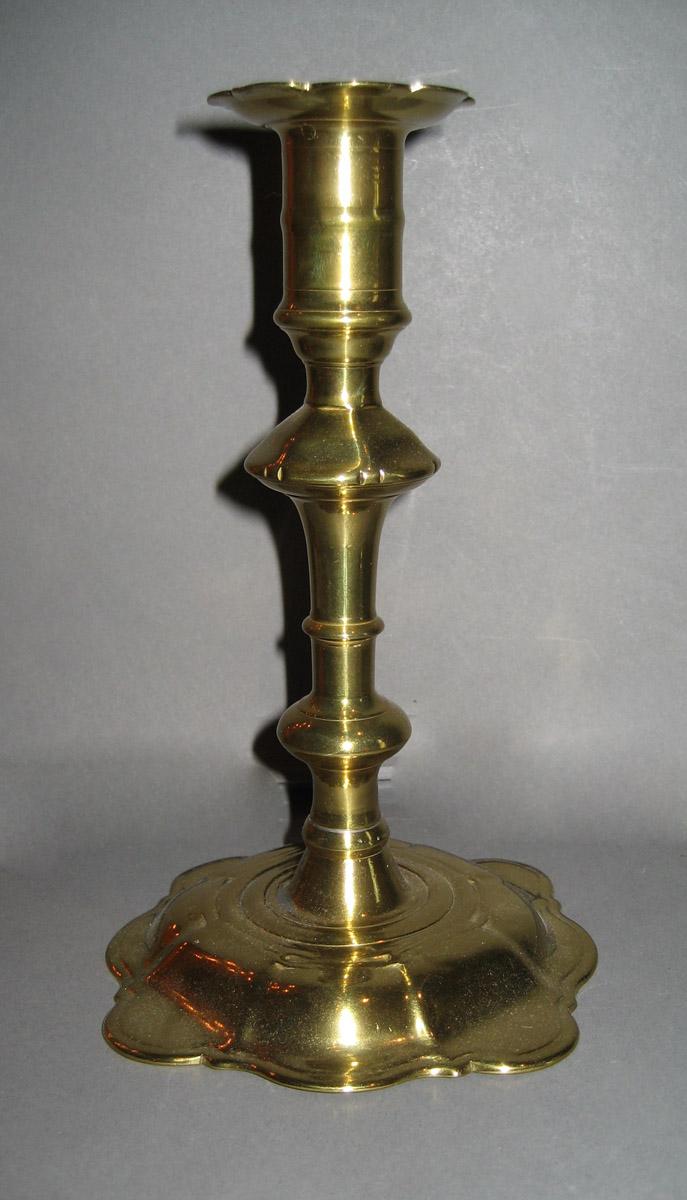 1961.0831.001 Candlestick