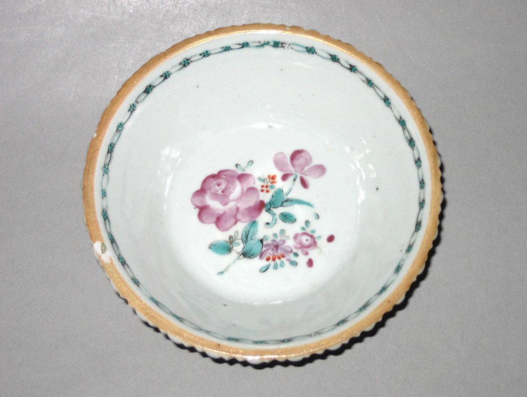 1961.0835.001 Dish