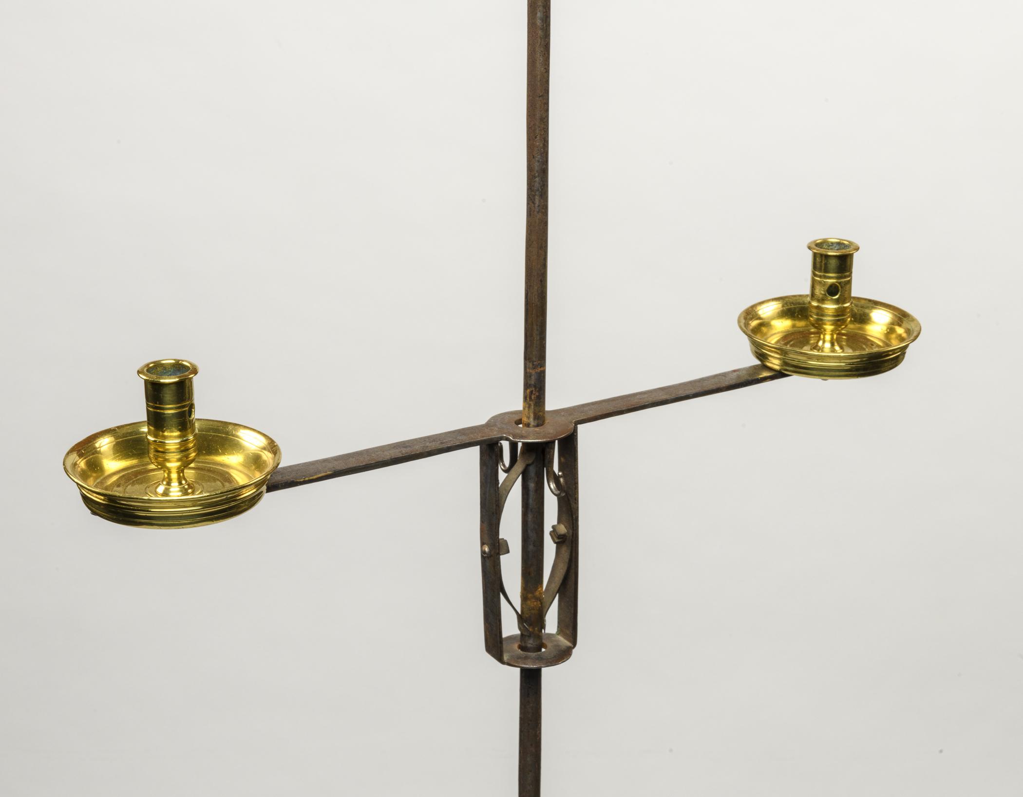 1961.0841 Candlestand, detail 2