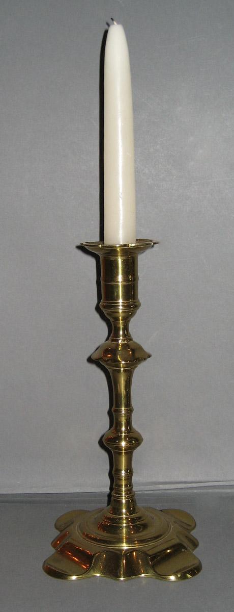1961.0845.001 Candlestick