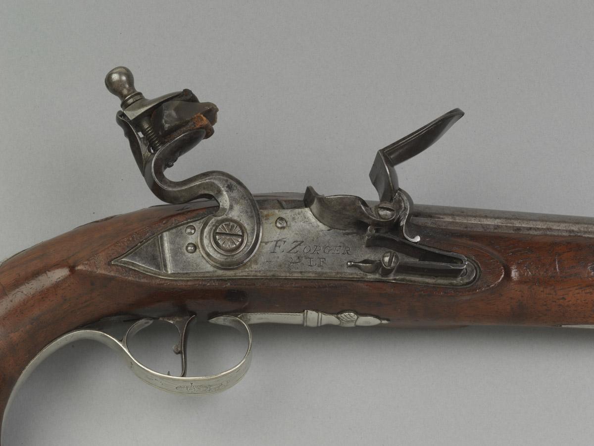 1961.0857.001, .002 Pistol (mark 2)