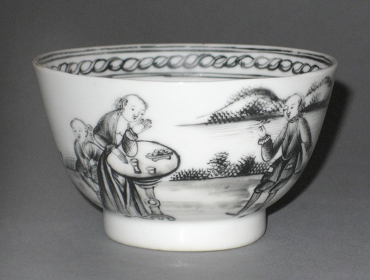 1961.0875.008 A Chinese porcelain teabowl