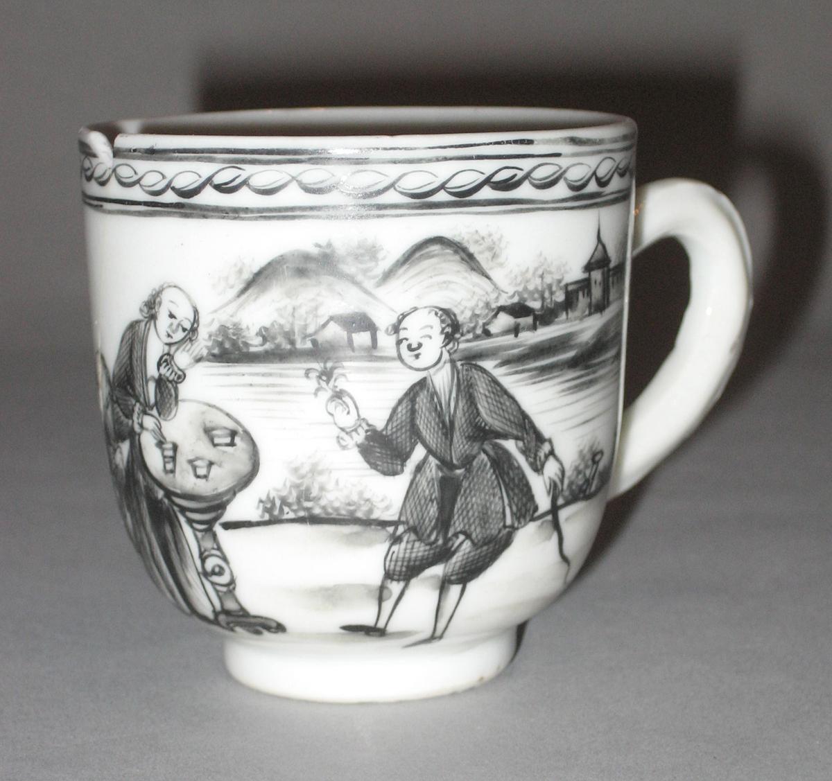 1961.0876.003 Porcelain coffee cup
