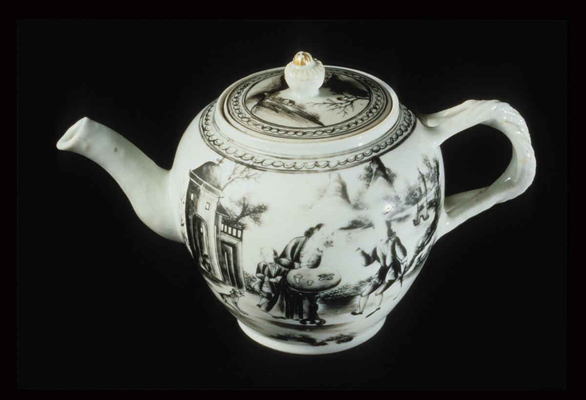 1961.0882 Chinese porcelain teapot, overall