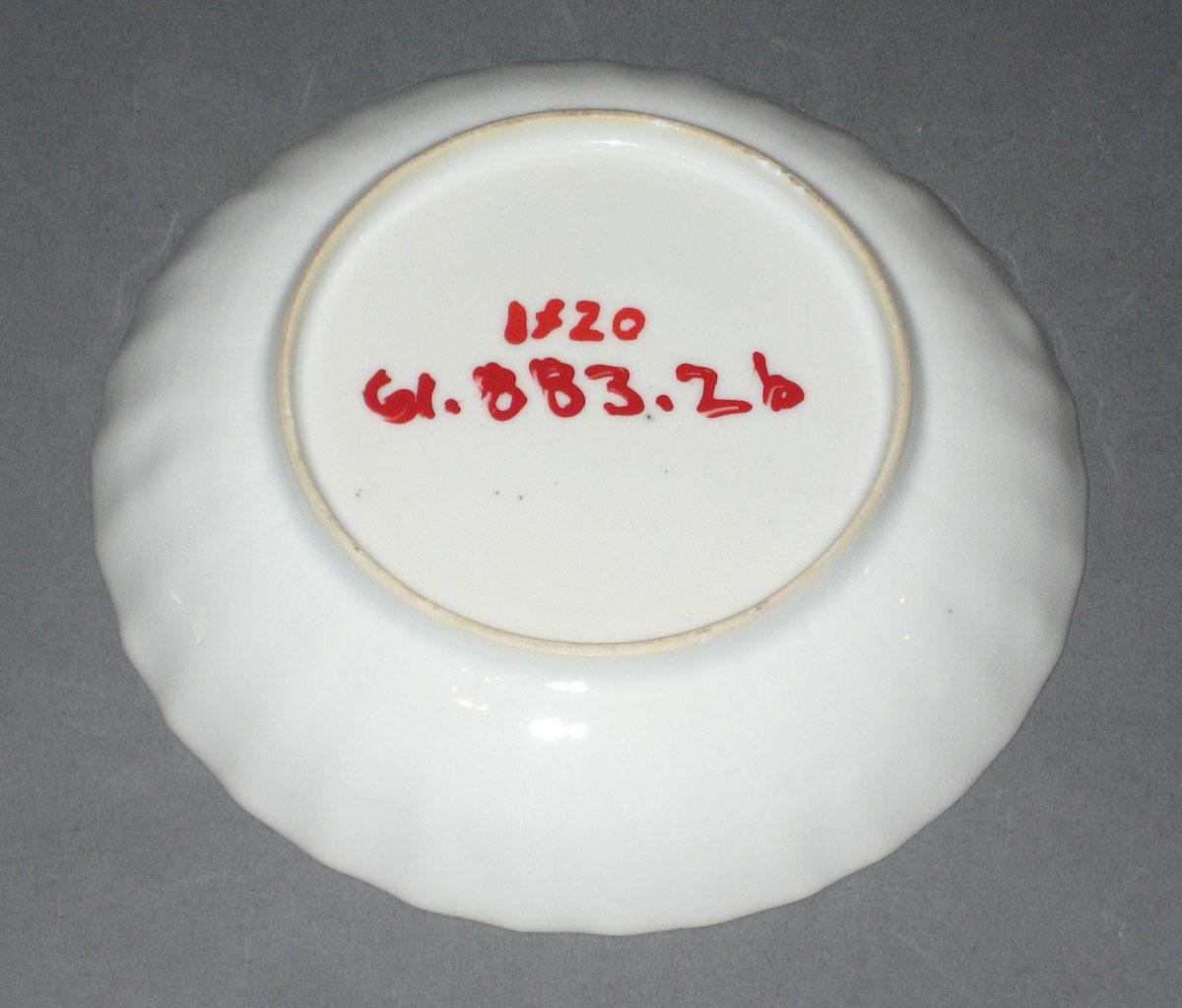 1961.0883.002 B Chinese porcelain saucer bottom