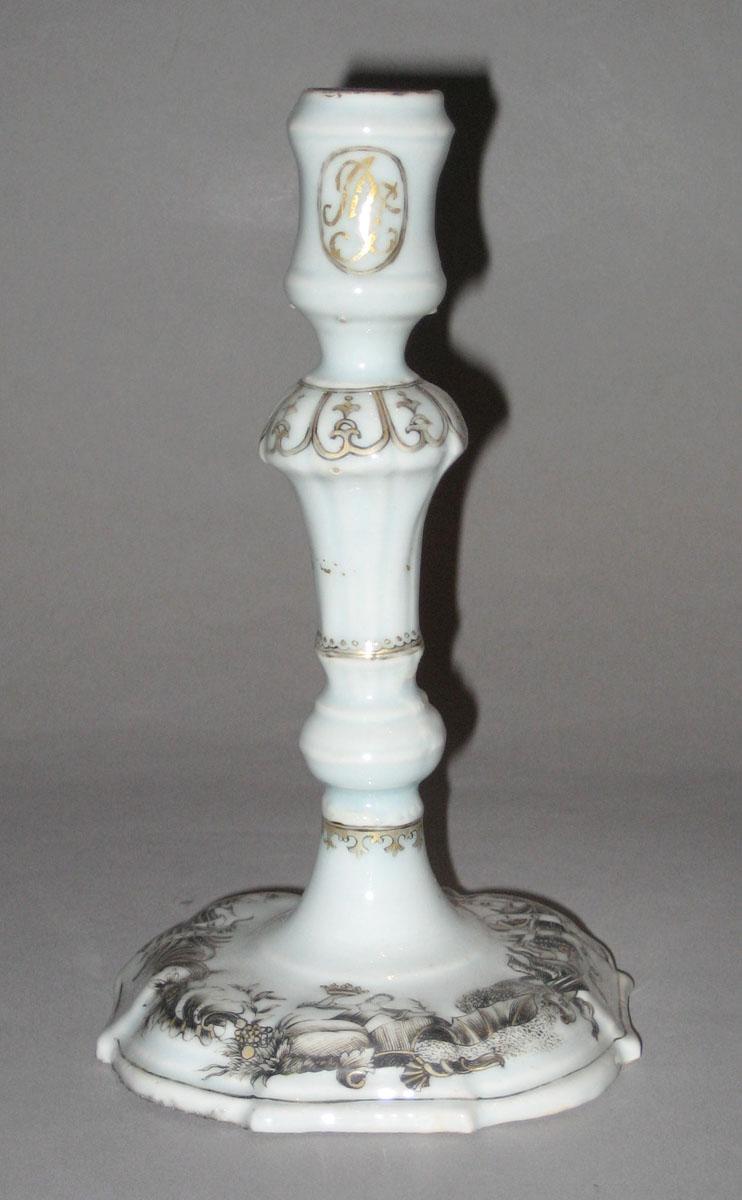 1961.0891 Porcelain candlestick side 2