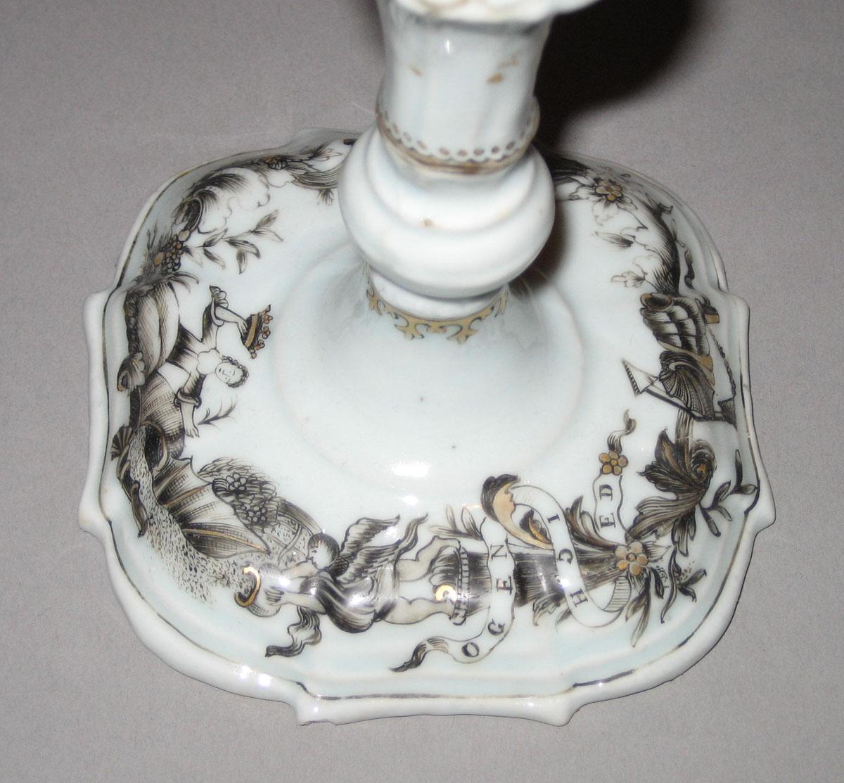 1961.0891 Porcelain candlestick detail