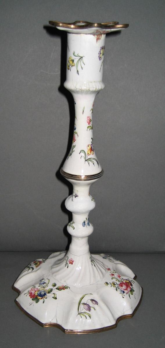 1961.0920.002 A, B Candlestick