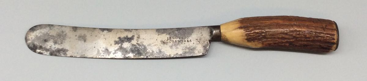 1955.0048.066 Knife, view 1